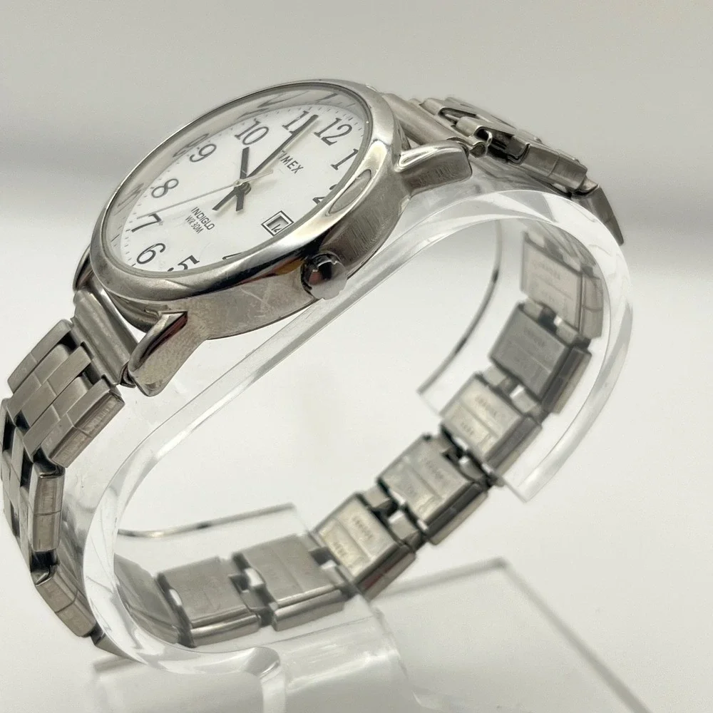 Timex Indiglo WR 30M Silver Tone White Dial Date Watch TW2U84900 Mens 35mm